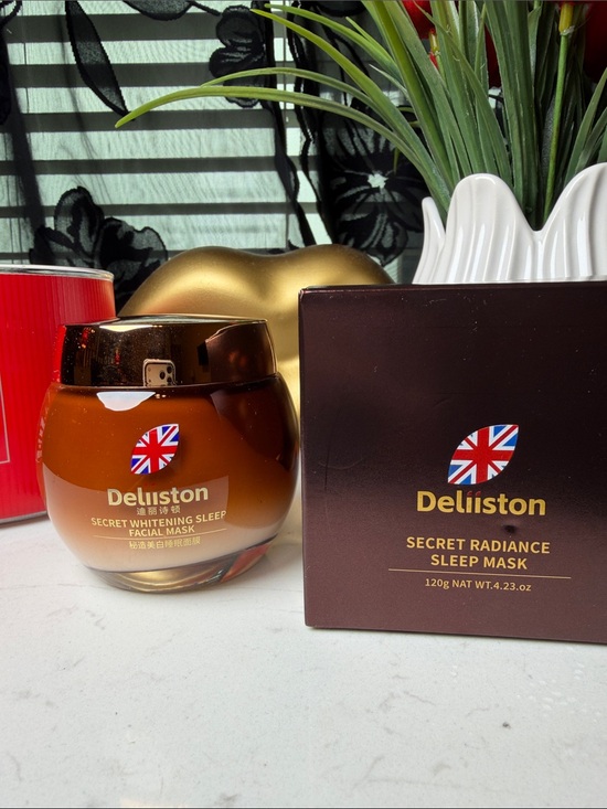 Deliiston Other - Secret Radiance Sleep Mask - Gold/Bronze